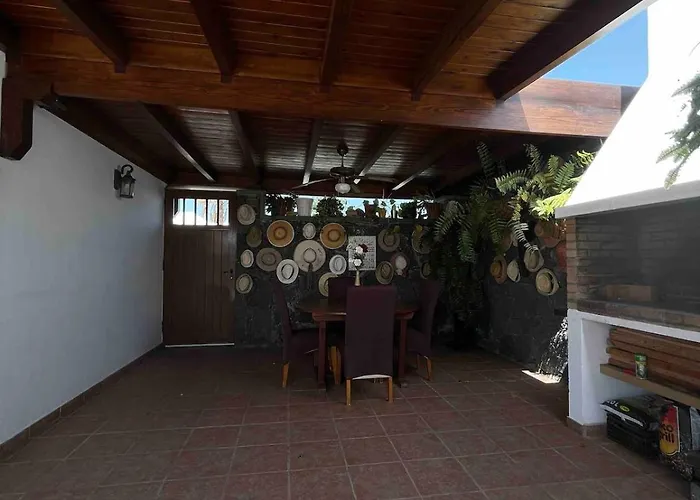 Muy Tranquila Con Piscina Privada فيلة