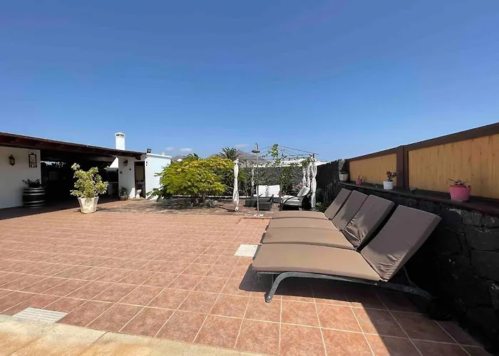 فيلة Muy Tranquila Con Piscina Privada *