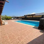 וילה Muy Tranquila Con Piscina Privada *