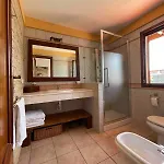 Muy Tranquila Con Piscina Privada