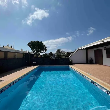 Villa Muy Tranquila Con Piscina Privada